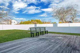 14 Harp Ln, Sayville, NY 11782 - Photo 36