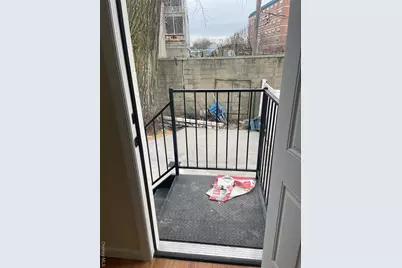 10481 165th Street, Jamaica, NY 11433 - Photo 32