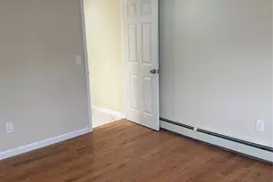 104-81 165th St, Jamaica, NY 11433 - Photo 18