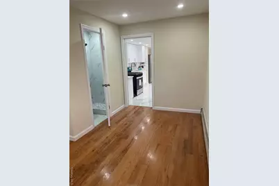10481 165th Street, Jamaica, NY 11433 - Photo 10