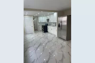 10481 165th Street, Jamaica, NY 11433 - Photo 6