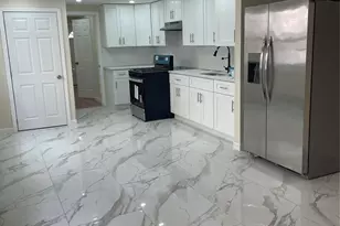 104-81 165th St, Jamaica, NY 11433 - Photo 6