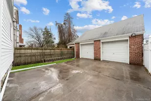 187-41 Tioga Dr, Saint Albans, NY 11412 - Photo 16