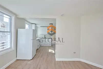 762 E 221st Street, Bronx, NY 10467 - Photo 18