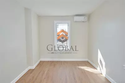 762 E 221st Street, Bronx, NY 10467 - Photo 12