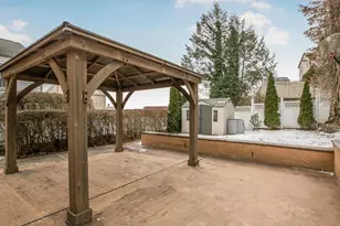 84 Page Ave, Yonkers, NY 10704 - Photo 18