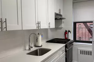 32-25 88th St, East Elmhurst, NY 11369 - Photo 16