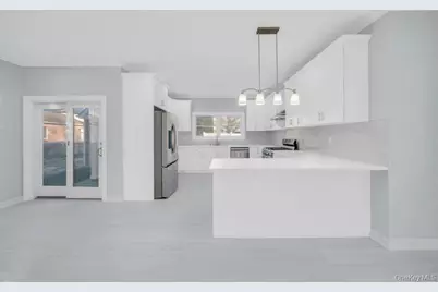 141 Emerson Avenue, Floral Park, NY 11001 - Photo 14