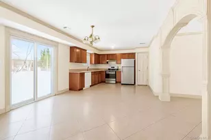 17 Blanchard St, Middletown, NY 10940 - Photo 4