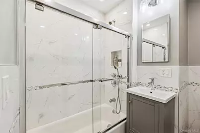 67-38 108th Street #D21, Forest Hills, NY 11375 - Photo 22