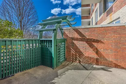 111 Cherry Valley Avenue #M11, Garden City, NY 11530 - Photo 10