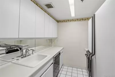 111 Cherry Valley Avenue #M11, Garden City, NY 11530 - Photo 12