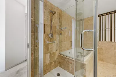 111 Cherry Valley Avenue #M11, Garden City, NY 11530 - Photo 18