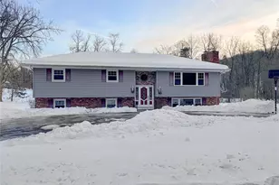 25 E Mountain Rd S, Cold Spring, NY 10516 - Photo 2