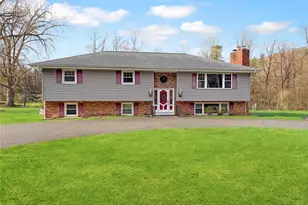 25 E Mountain Rd S, Cold Spring, NY 10516 - Photo 2