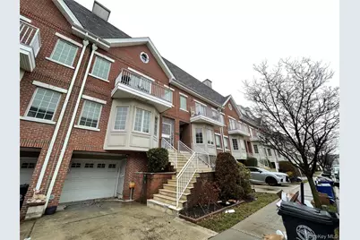 350 Soundview Lane, College Point, NY 11356 - Photo 2