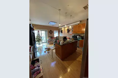 350 Soundview Lane, College Point, NY 11356 - Photo 4