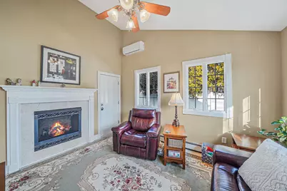 263 Keswick Drive, East Islip, NY 11730 - Photo 12