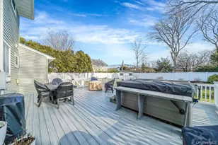 263 Keswick Dr, East Islip, NY 11730 - Photo 22