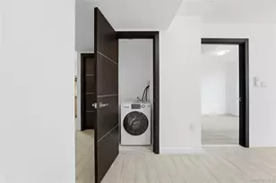 35-20 146th St, Flushing, NY 11354 - Photo 14