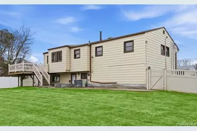 53 Eastern Avenue, Deer Park, NY 11729 - Photo 32