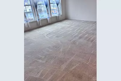 816 Narragansett Villas Drive #816, Lindenhurst, NY 11757 - Photo 10