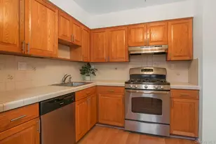 102 Yorkshire Dr, Suffern, NY 10901 - Photo 10