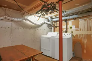 102 Yorkshire Dr, Suffern, NY 10901 - Photo 26