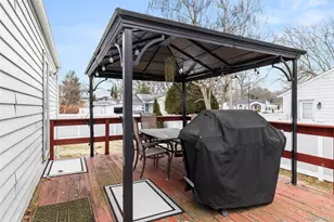 1 Birch Haven Ct, East Northport, NY 11731 - Photo 26