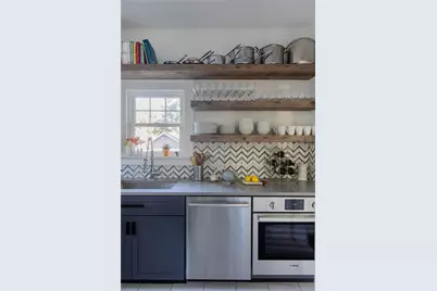 172 5th Street, Greenport, NY 11944 - Photo 14