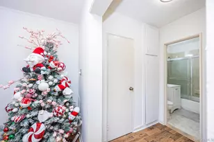 70-07 Park Dr E, Kew Gardens, NY 11367 - Photo 8