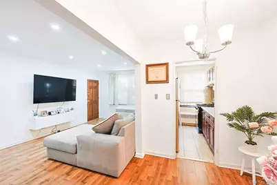 70-07 Park Drive E #A, Kew Gardens, NY 11367 - Photo 14