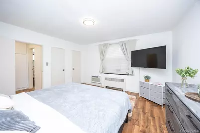 70-07 Park Drive E #A, Kew Gardens, NY 11367 - Photo 12