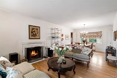 32 Arbor Road, East Hills, NY 11577 - Photo 4