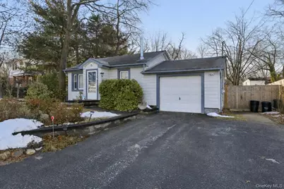 60 Green Avenue, Patchogue, NY 11772 - Photo 2