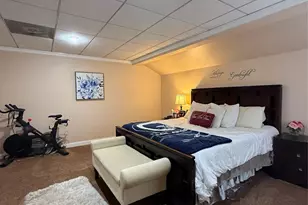 57 Laurel Rd, Lindenhurst, NY 11757 - Photo 6