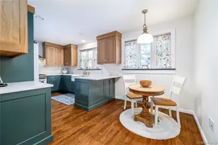 17 Roxbury Rd, Rockville Centre, NY 11570 - Photo 10