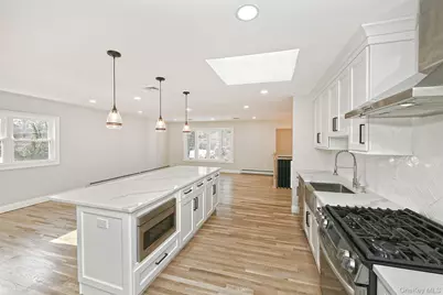 230 Townline Road, Commack, NY 11725 - Photo 8