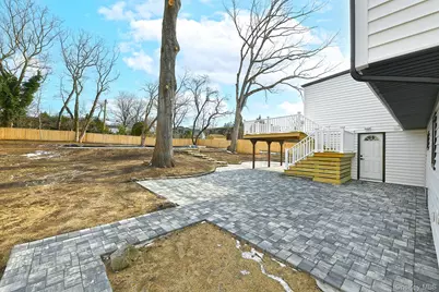 230 Townline Road, Commack, NY 11725 - Photo 32