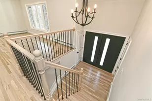 230 Town Line Rd, Commack, NY 11725 - Photo 6