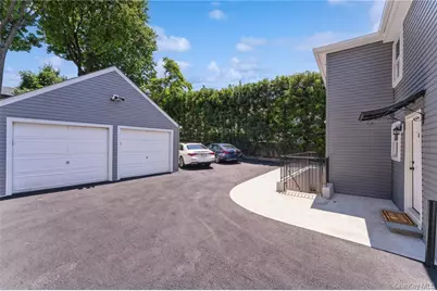 5 Carlton Avenue, Port Washington, NY 11050 - Photo 14