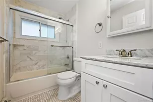 57 Cobalt Ln, Westbury, NY 11590 - Photo 18