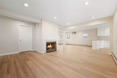 57 Cobalt Lane, Westbury, NY 11590 - Photo 14