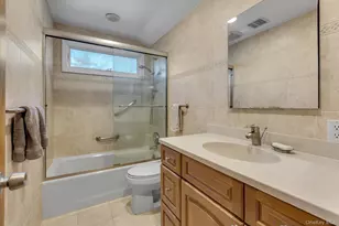 19 Capitol Pl, South Huntington, NY 11746 - Photo 14