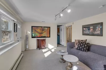 19 Capitol Place, South Huntington, NY 11746 - Photo 10