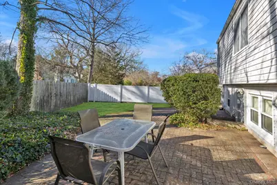 19 Capitol Place, South Huntington, NY 11746 - Photo 20