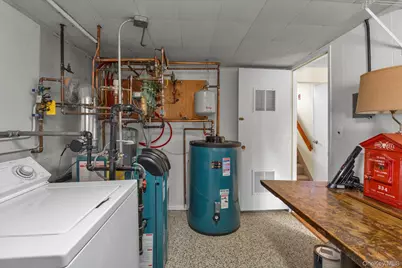 19 Capitol Place, South Huntington, NY 11746 - Photo 18