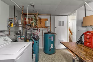 19 Capitol Pl, South Huntington, NY 11746 - Photo 18