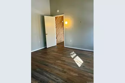 87 W Peenpack Trail, Sparrow Bush, NY 12780 - Photo 8