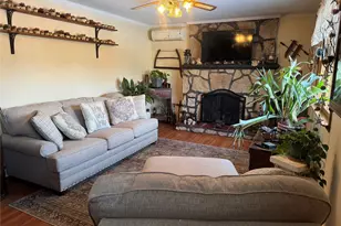 1016 Plains Rd, Wallkill, NY 12589 - Photo 2